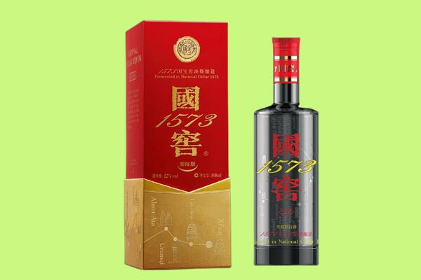 德宏州盈江县回收国窖1573.jpg